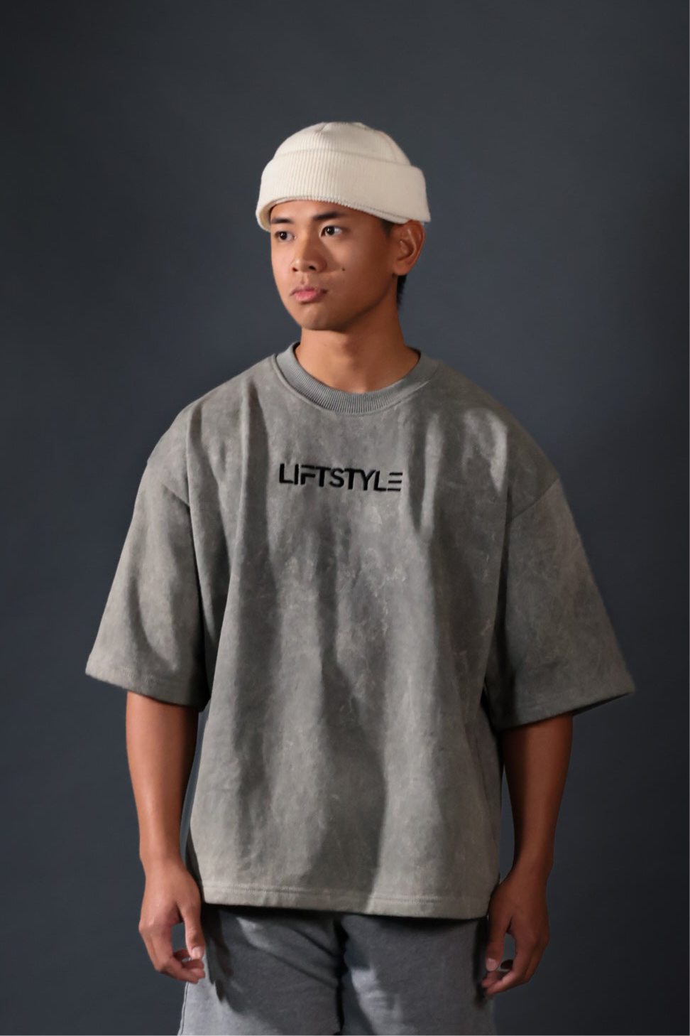 “ESSENTIAL” OVERSIZED TEE (Grey)
